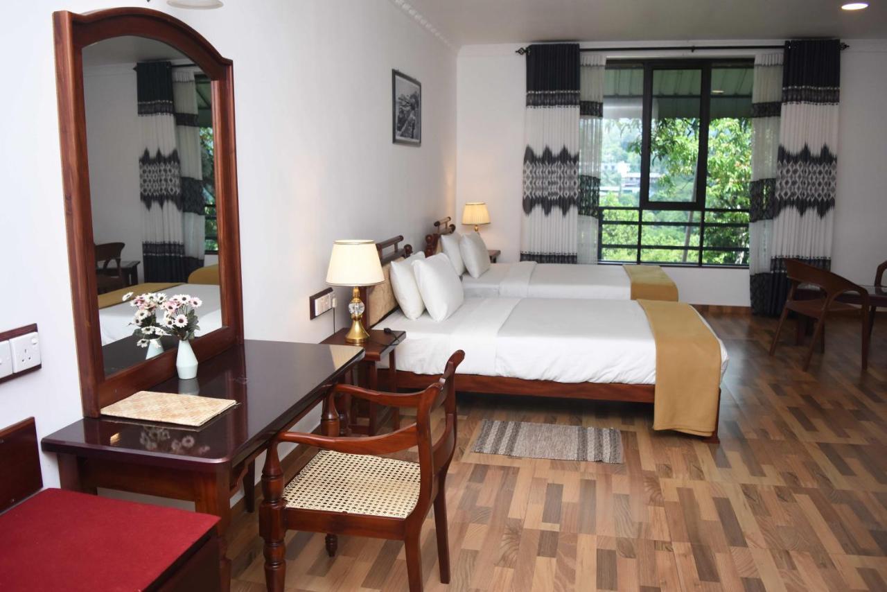 Centauria Hill Resort Ratnapura Exterior foto