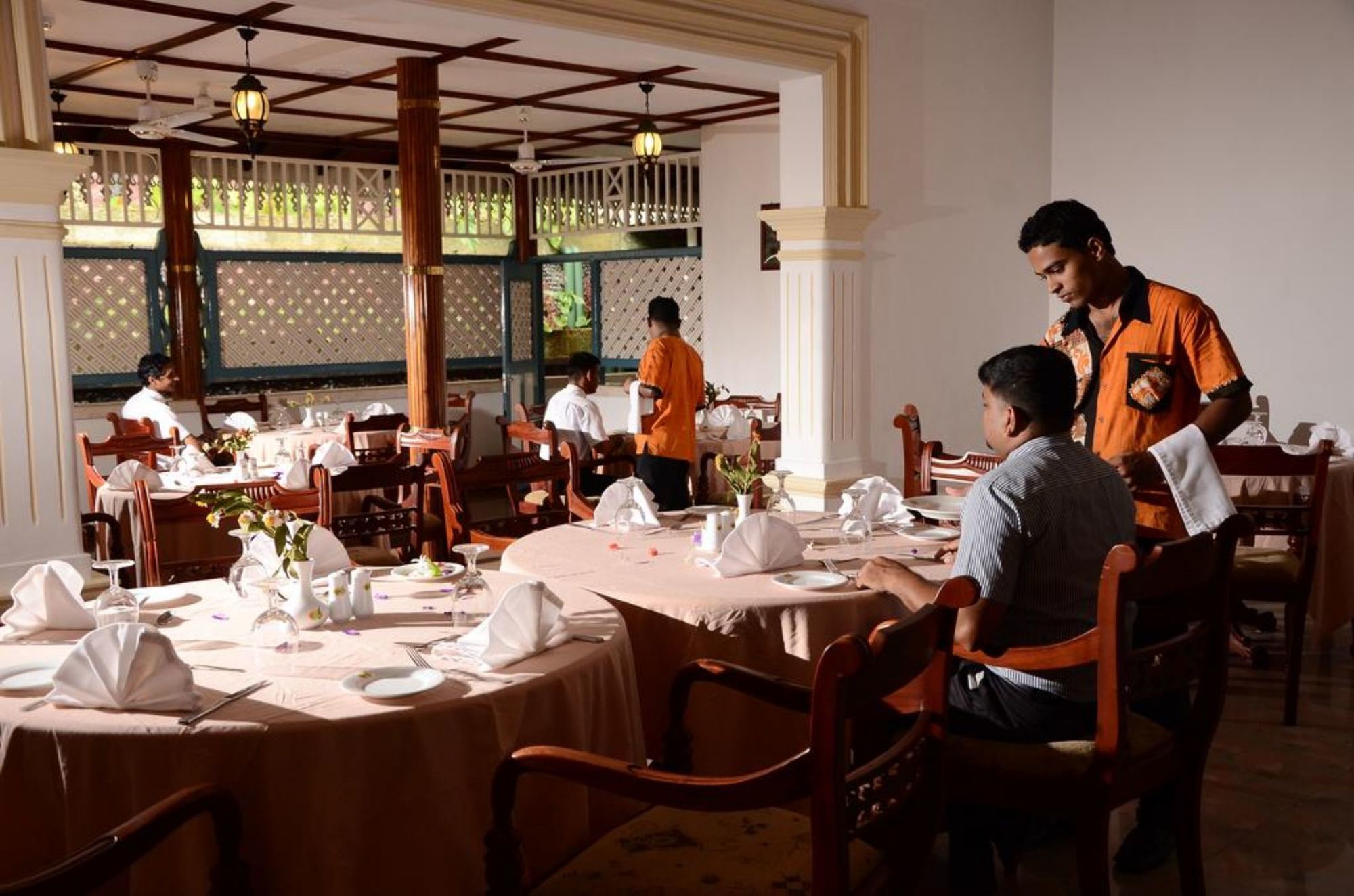 Centauria Hill Resort Ratnapura Exterior foto